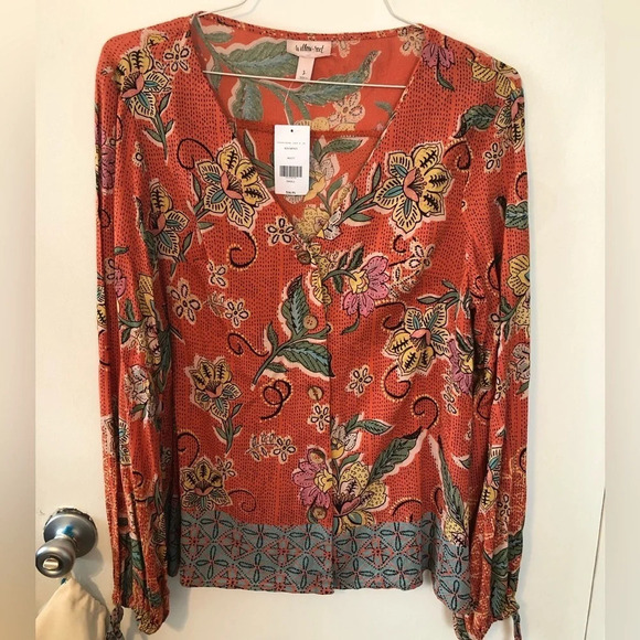 Floral button down top bohemian hippy vibes - Picture 8 of 9